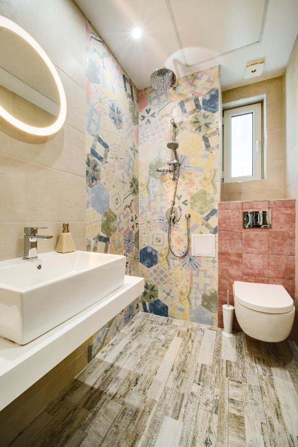Apartment 65 - Airy Aprt At Top Center Sofia Exterior foto